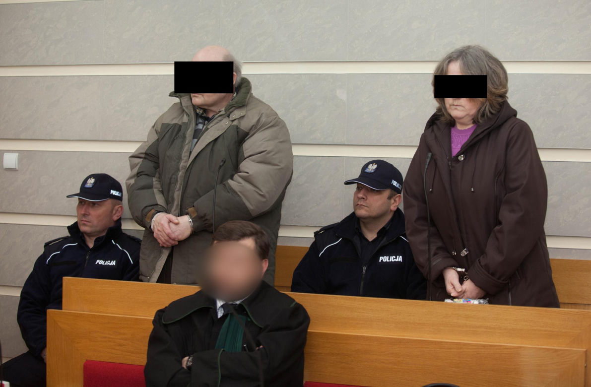 Głodzili dzieci, bili i gwałcili. Horror w rodzinie zastępczej