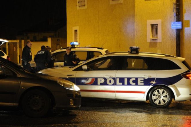 FRANCUSKA POLICJA