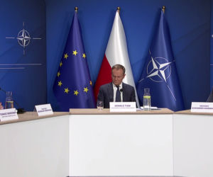  Kwaśniewski mocno opalony 