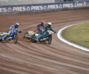 PRES Grupa Deweloperska Toruń - Stelmet Falubaz Zielona Góra, zdjęcia kibiców i zawodników ze sparingu na Motoarenie