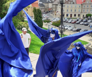 Wdowy milcząco przeszły przez Lublin. Był to protest przeciwko budowie kopani węgla przy Poleskim Parku Narodowym