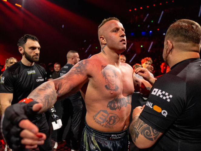 Denis Załęcki - Bartek Szachta na Fame MMA 30