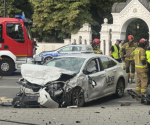Tragiczny wypadek w Lublinie. Nie żyje pasażerka BMW, siedem osób w szpitalach