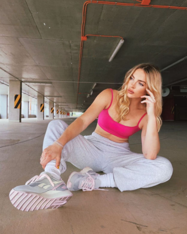 Karolina "Way of Blonde" Brzuszczyńska, gwiazda FAME MMA