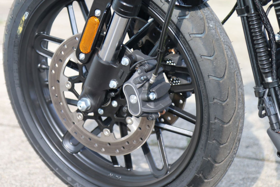 Harley-Davidson Roadster