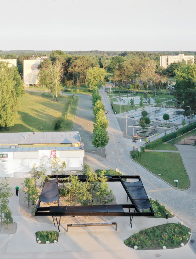 Plac Handlowy w Gorzycach. Bartosz Bukowski i Michał Woźniak