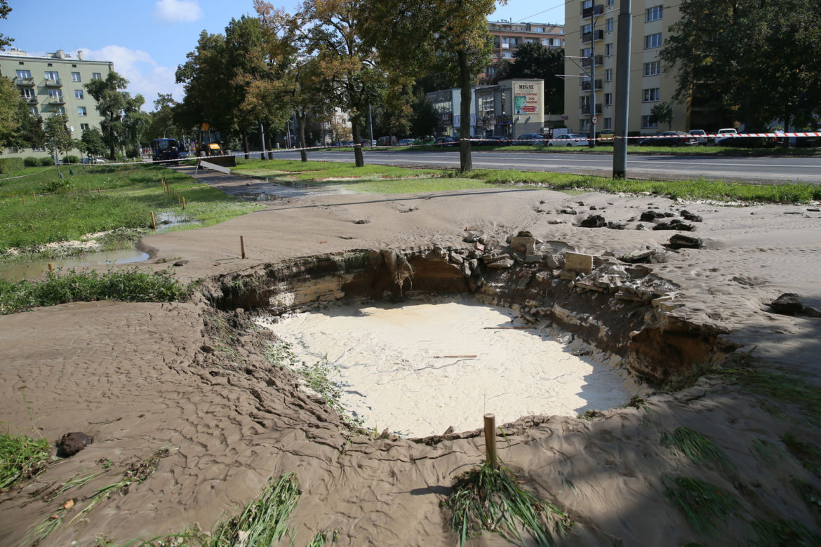 Dziura w chodniku