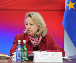 Agnieszka Bartol ma pokierować resortem funduszy. Kim jest kandydatka wskazana przez Donalda Tuska?
