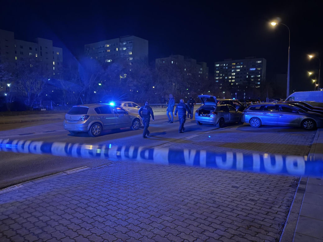Warszawa. Strzelanina na Białołęce. Trzech mężczyzn z audi zatrzymanych pod pościgu [ZDJĘCIA].
