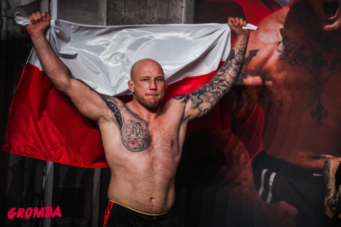 Ring girls Gromda 24