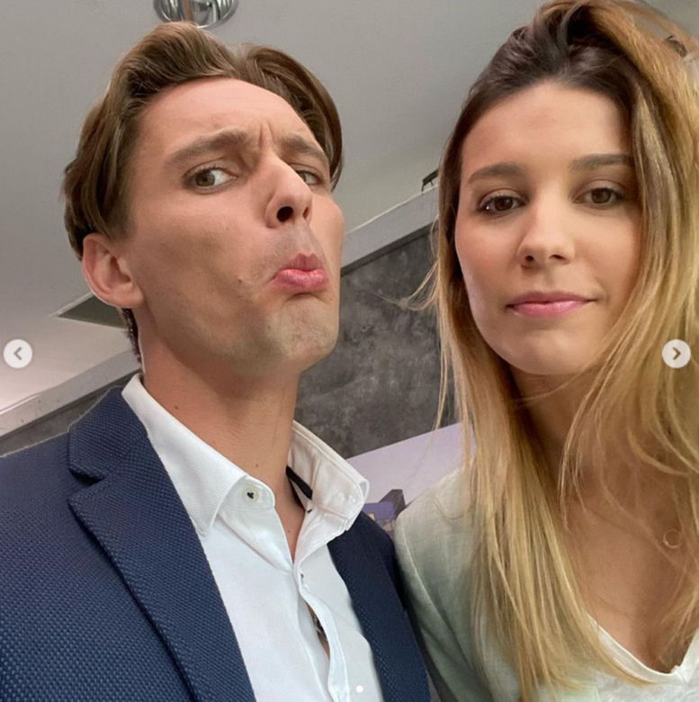 Pierwsza miłość po wakacjach 2021. Kalina (Magdalena Wieczorek), Oskar (Filip Gurłacz)