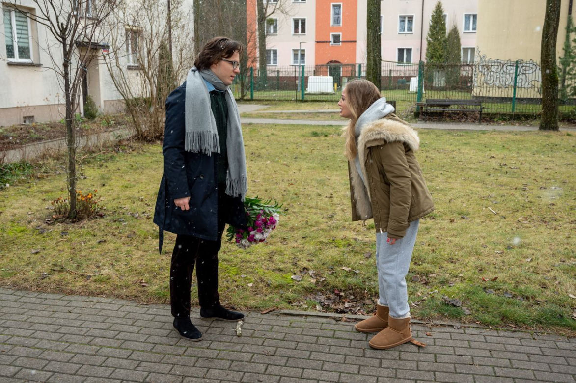 Barwy szczęścia, odc. 2633: Kajtek (Jakub Dmochowski), Oliwka (Wiktoria Gąsiewska)