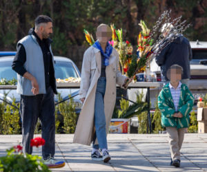 Rafał Maserak tańczący z palmami