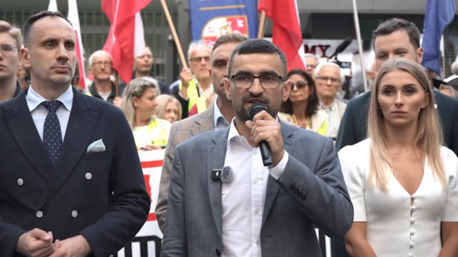 Manifestacja ROG w Warszawie. Żądali reparacji