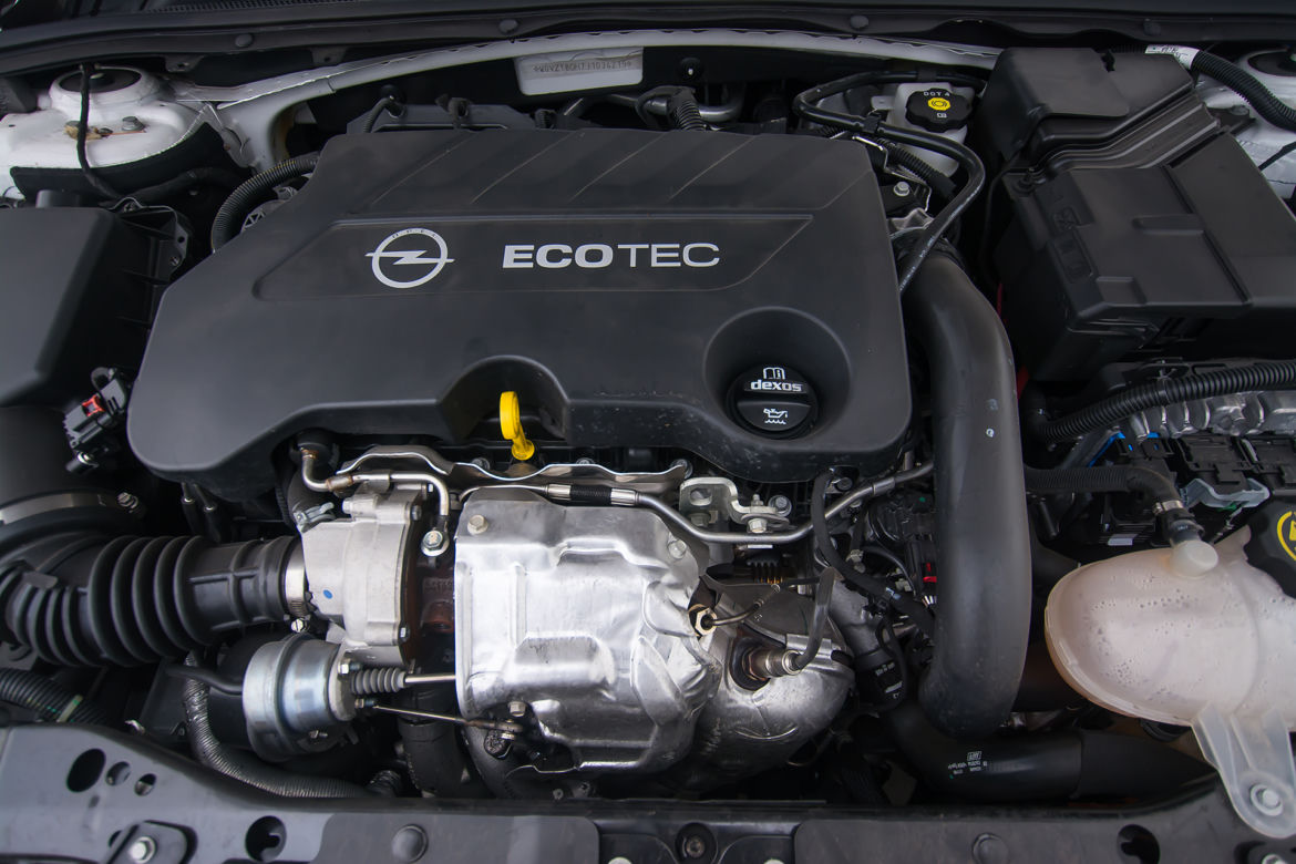 Opel Insignia Sports Tourer 2.0 CDTi 210 KM AT8 AWD