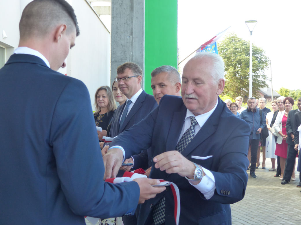 Otwarcie szkoły przy Sucharskiego