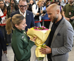 Maja Chwalińska wróciła do Polski. Niesamowite sceny na lotnisku po historycznym Roland Garros