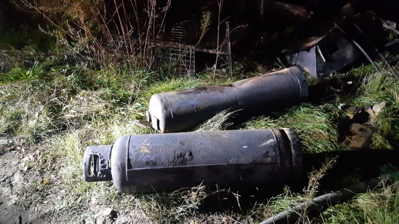 Płonie warsztat samochodowy w Mysłowicach! Z ogniem walczy kilkadziesiąt zastępów straży pożarnej