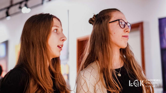 Wystawa w ŁOK "Okna na światy" Dariusza Skiermunta