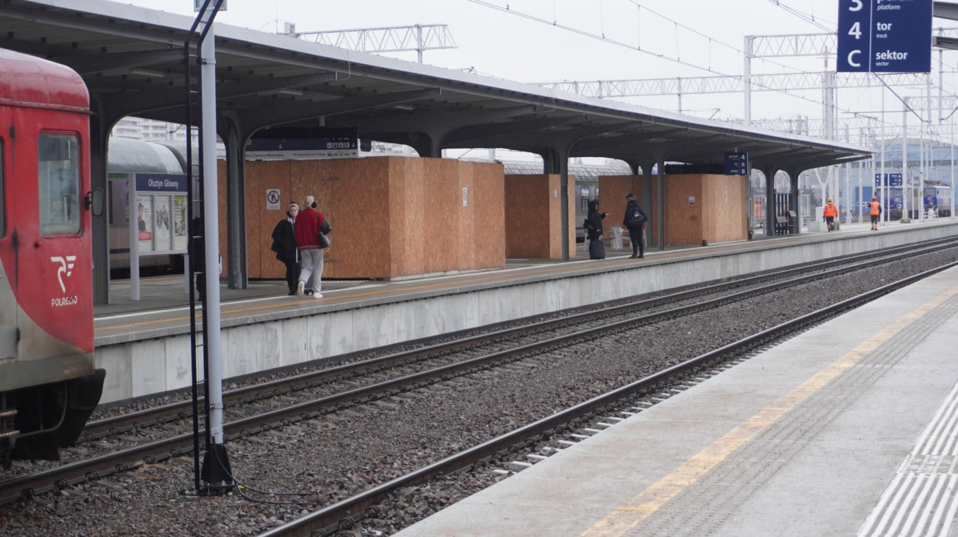 Postępują prace nad konstrukcją budynku Dworca Głównego w Olsztynie. Perony niemal na ukończeniu [ZDJĘCIA]