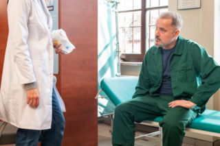 Pierwsza miłość, odcinek 4151: W obawie o życie Bartka, lekarka decyduje o umieszczeniu go na oddziale psychiatrycznym