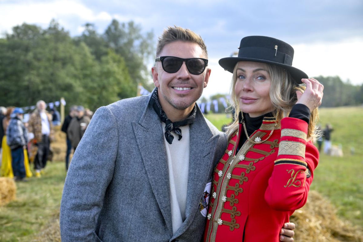 Agnieszka Woźniak-Starak, Anna Lewandowska, a teraz Łukasz Jemioł – tak gwiazdy zarabiają w ekskluzywnym sklepie!