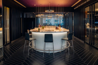 Przyszłe salony marek: Rolls-Royce, Aston Martin i McLaren