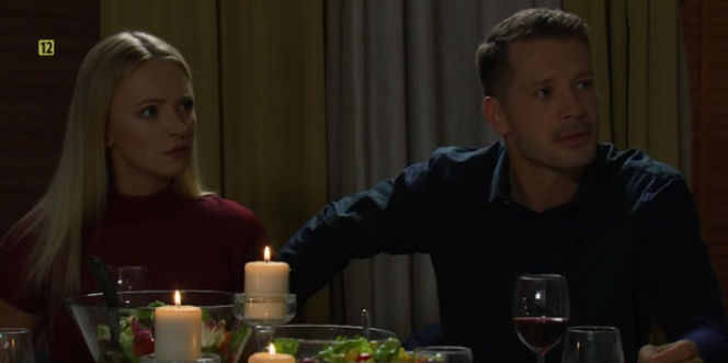 M jak miłość, Asia (Barbara Kurdej-Szatan), Tomek (Andrzej Młynarczyk)