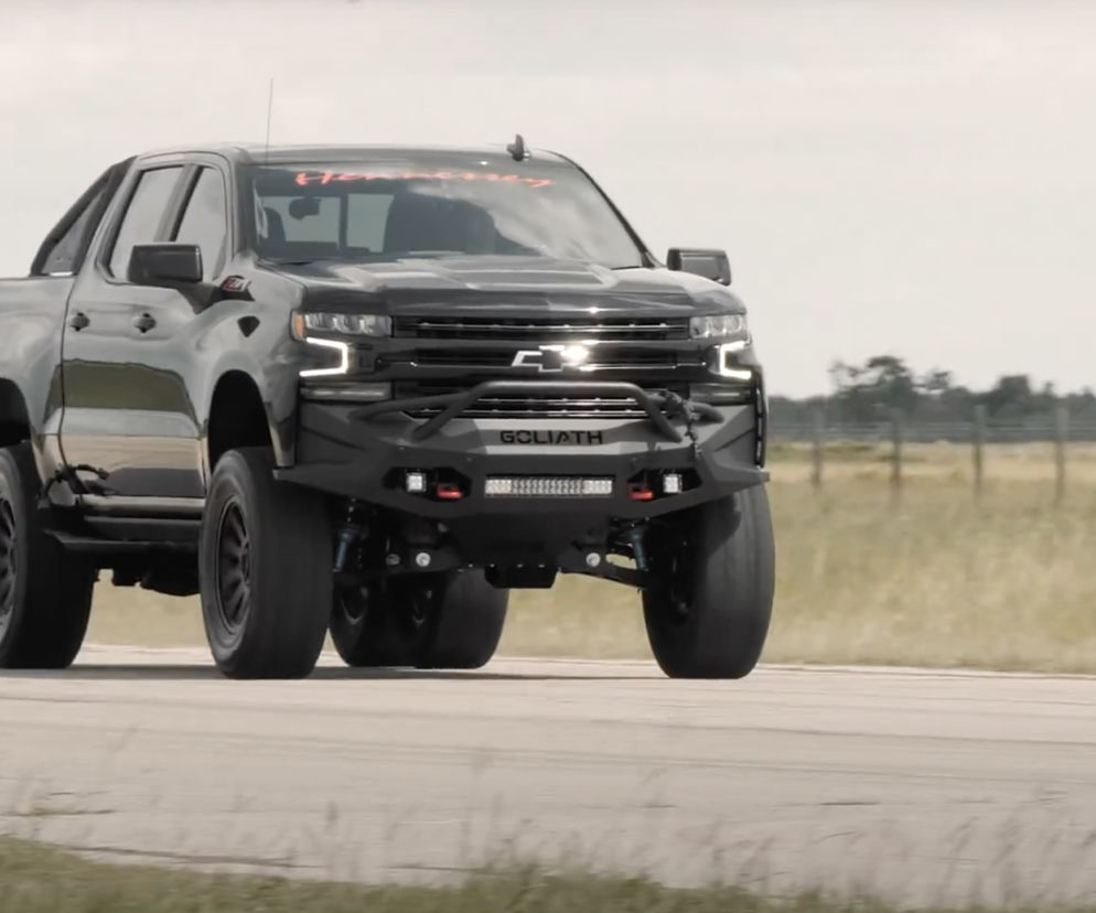 Chevrolet Silverado Goliath Hennessey 6x6