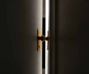 Maltretowana dziewczynka w Nowym Sączu. Kto naprawdę ją skrzywdził?