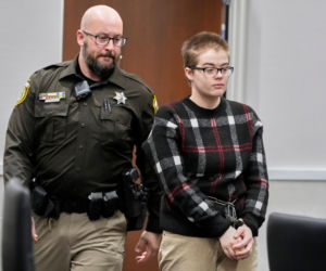 12-latka dźgnęła koleżankę, bo kazała jej postać z bajki. Jest na wolności!