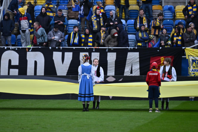 Arka Gdynia - Widzew Łódź: Zdjęcia kibiców i zawodników z meczu 25. kolejki PKO BP Ekstraklasy