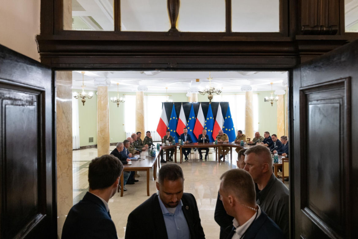 Donald Tusk na miejscu wybuchy na Lubelszczyźnie