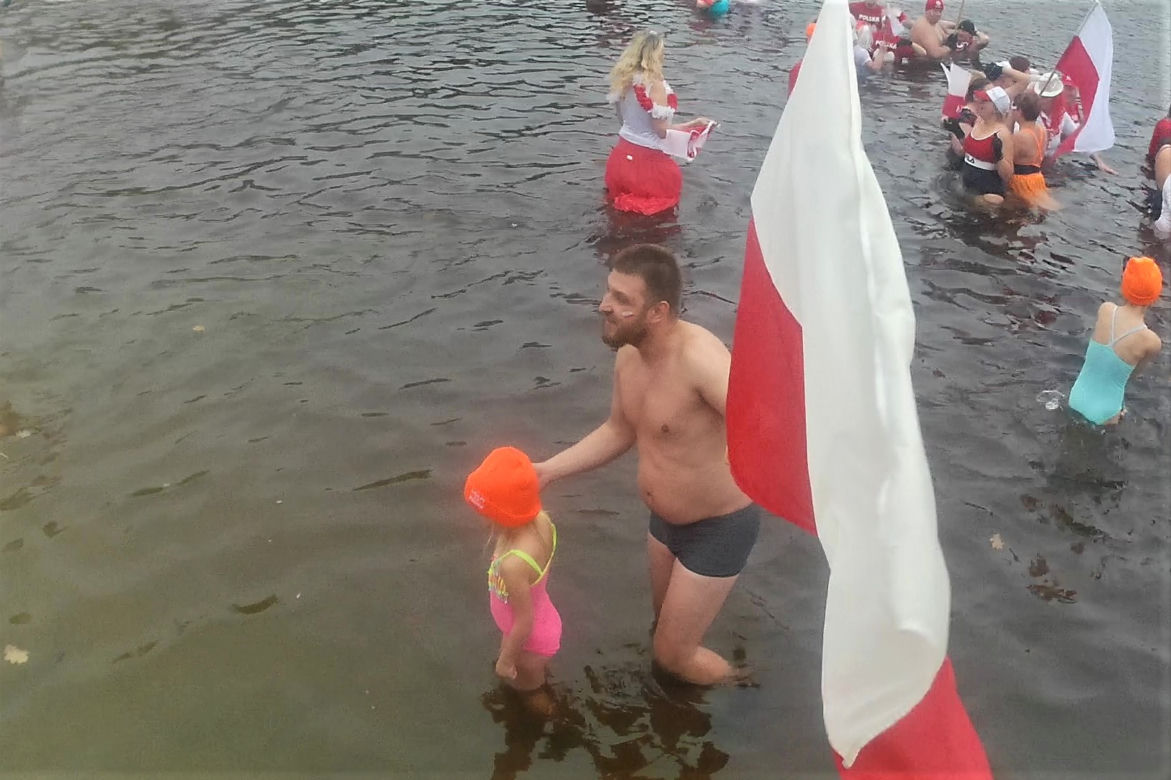 Szczecińskie morsy uczciły Święto Niepodległości