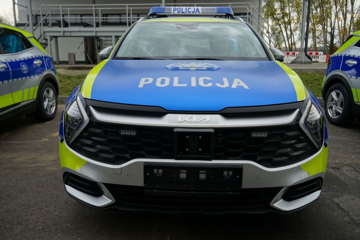 Bydgoska policja kupiła 78 nowych samochodów! Ich łączna warto to blisko 13 mln zł [ZDJĘCIA]