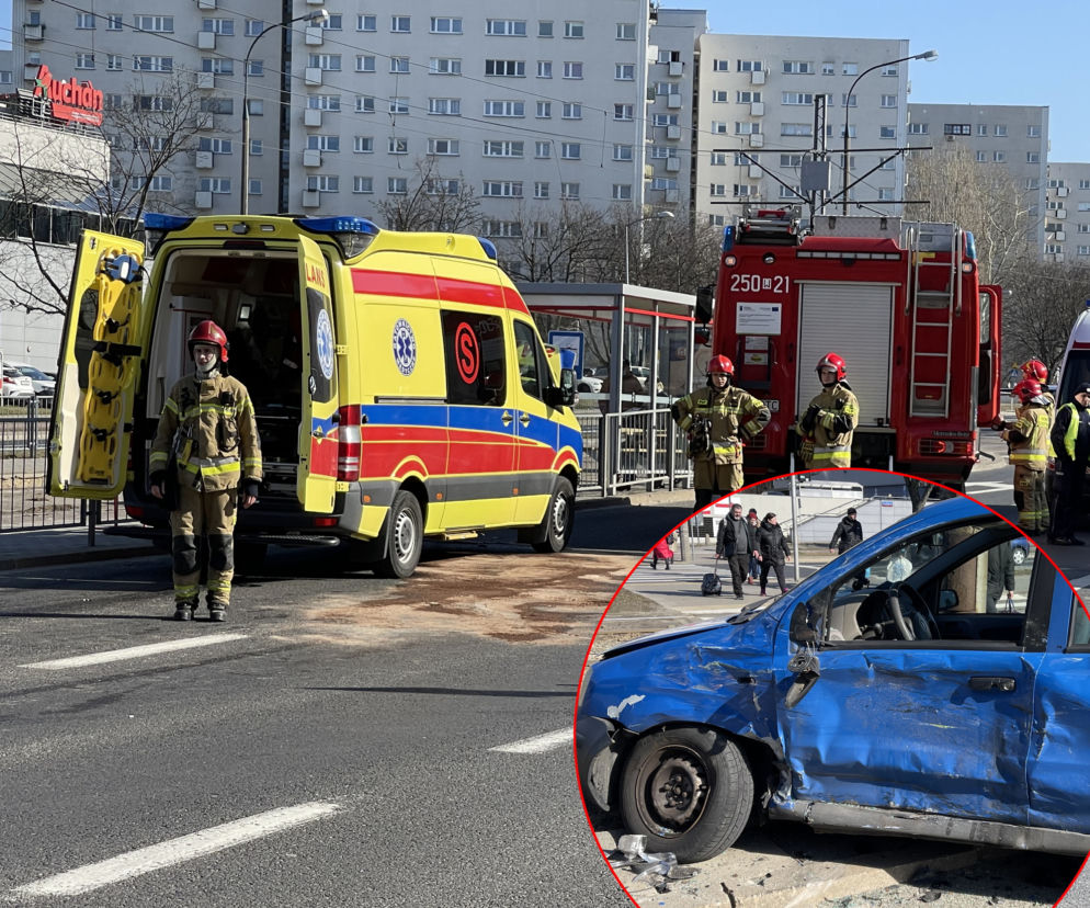 Karetka na sygnale rąbnęła w małego fiata. Wypadek na Żoliborzu 