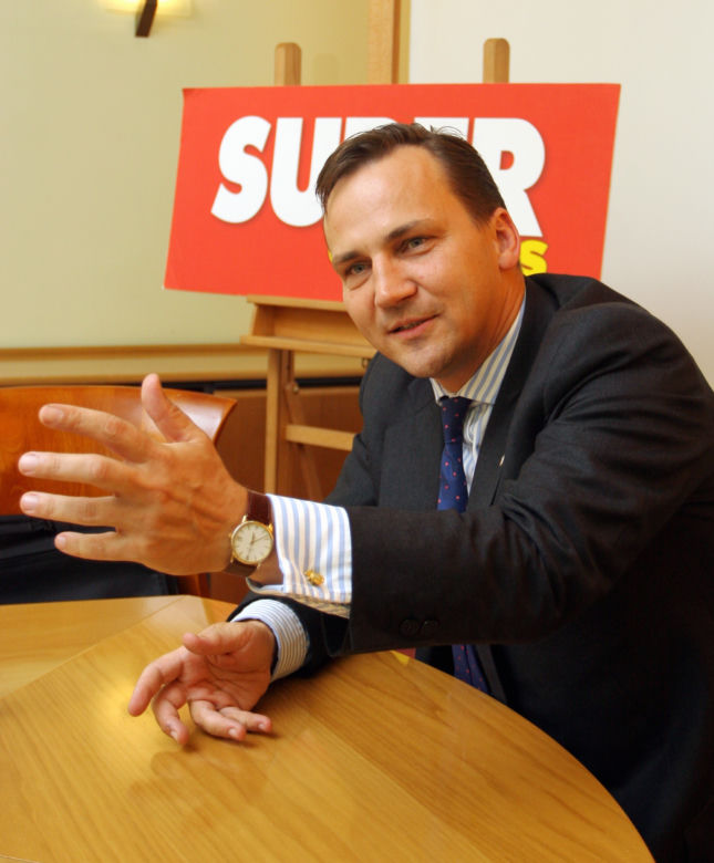 Tak się zmienił Radosław Sikorski 