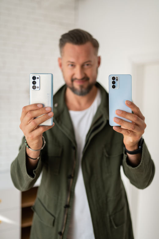 OPPO Reno6