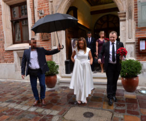 Joanna Klimek i Jacek Kurski w drodze na ślub