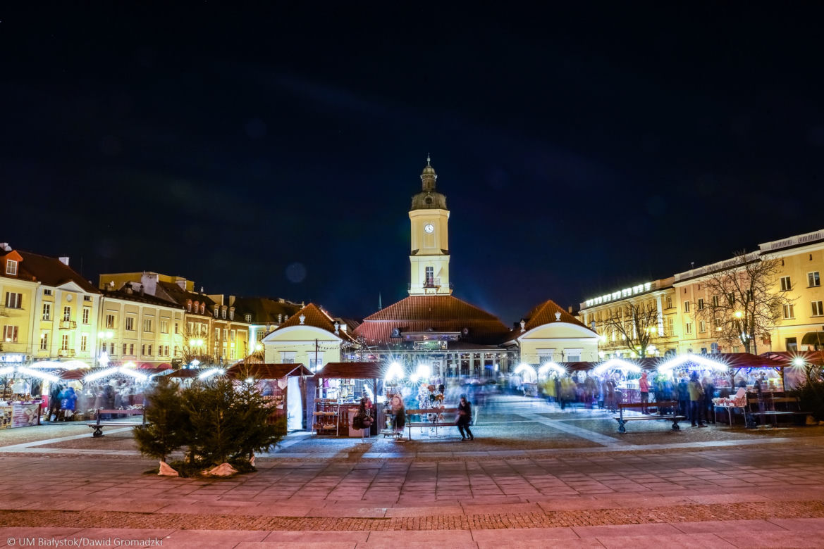Białystok. Świąteczne iluminacje rozbłysły w mieście. Coś pięknego. Musisz to zobaczyć!