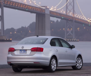 Volkswagen Jetta Trendline sedan, model 2011