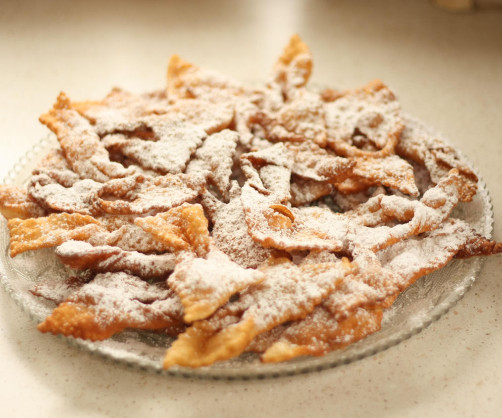 Zapomnij o oleju słonecznikowym. To najlepszy tłuszcz do smażenia faworków