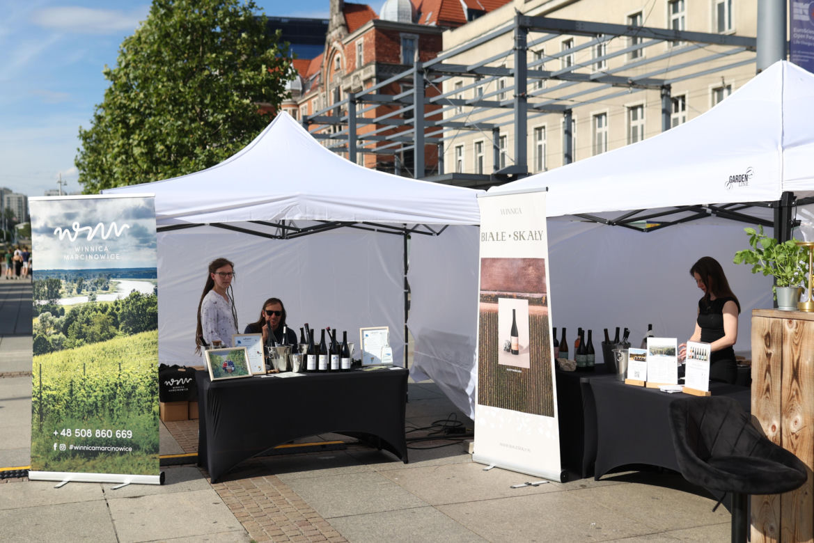 Trwa Fiesta Vinoteki w Katowicach. Degustacje, tańce i warsztaty na rynku