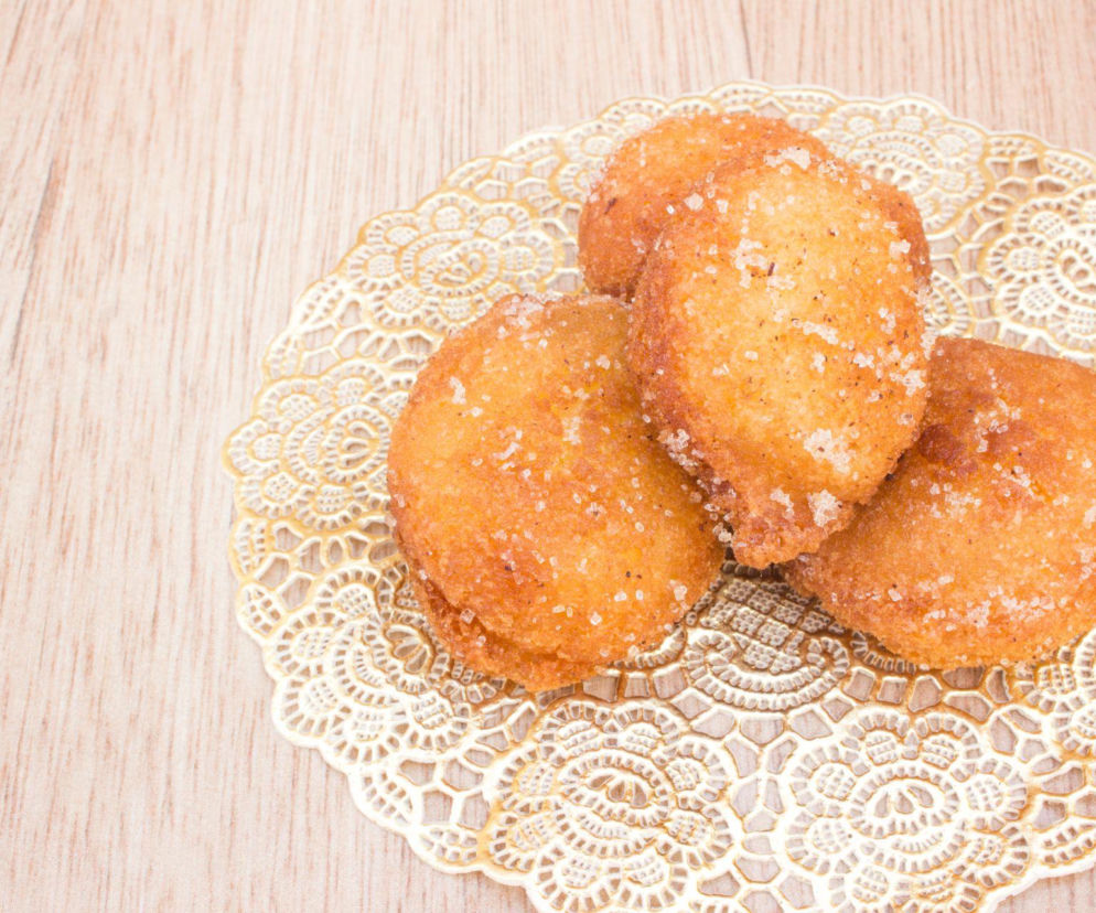 Ciasteczka z patelni (bez piekarnika, 4 składniki) – stary trik, który wraca do łask