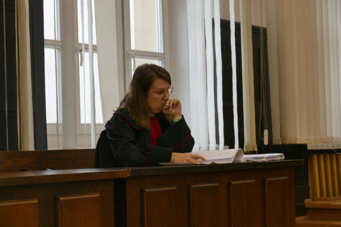 Ostrzelał braci i próbował zabić nożem znajomego. „Nie wiem, czy nim go uderzyłem”