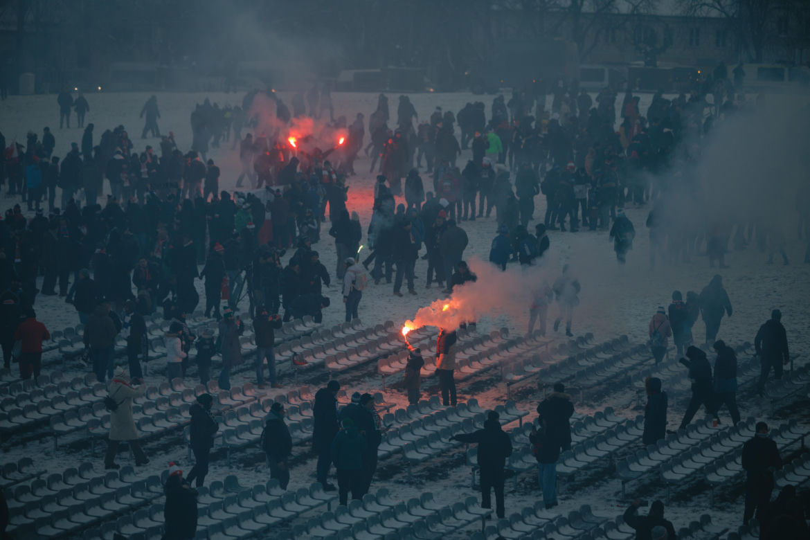 Prezydent na Jasnej Górze wśród kibiców. Podziękował za obronę  hasła „Bóg, Honor, Ojczyzna”
