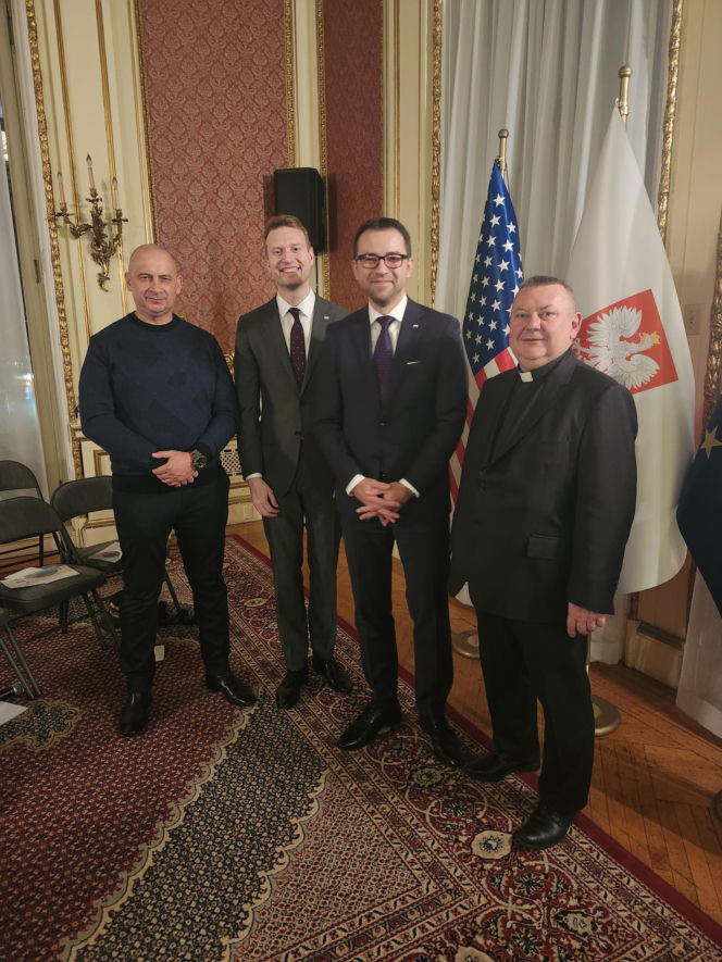 Przyjęcie gwiazdkowe w Konsulacie Generalnym RP w Nowym Jorku 2025