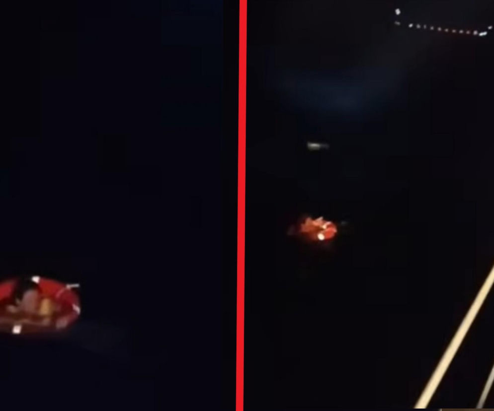 Kobieta w kole ratunkowym na ciemnym morzu. Na miniaturze obok widać liny. O akcji ratunkowej przeczytasz w Eska.
