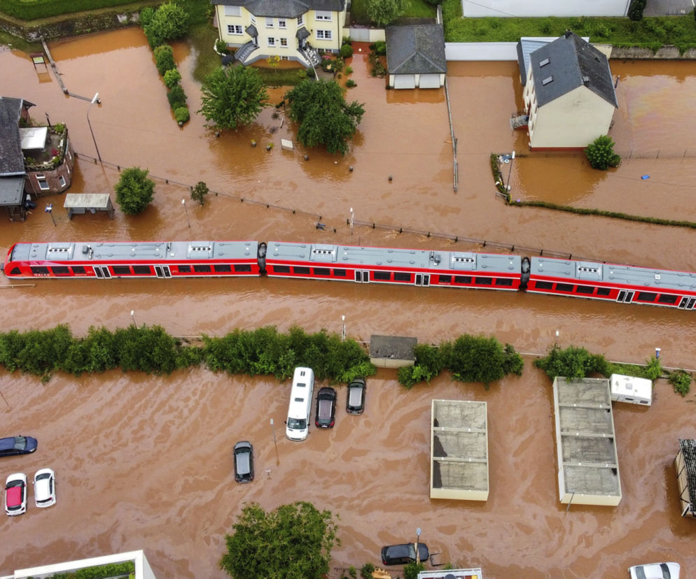 Coraz więcej ofiar kataklizmu w Niemczech! 1300 zaginionych, zniszczone całe miasta