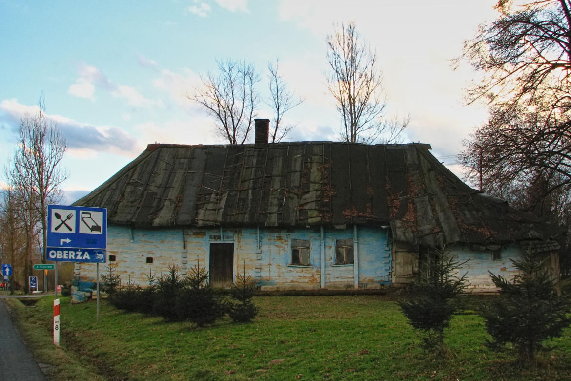Zabytkowa chałupa w 2007 r.